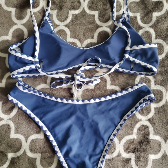 NEW SHEIN Swimsuit M - Picture 2 of 4